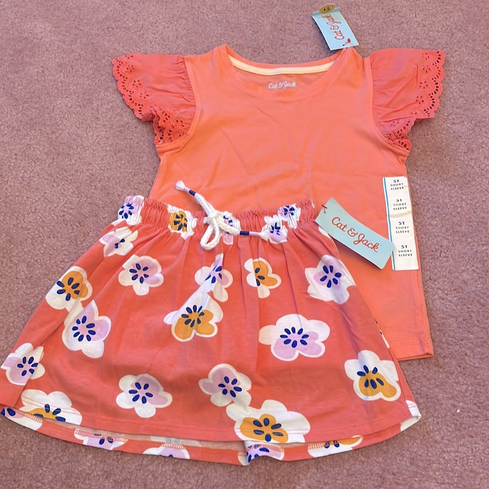 CAT&JACK orange ruffle top, pop art flower-printed skort set